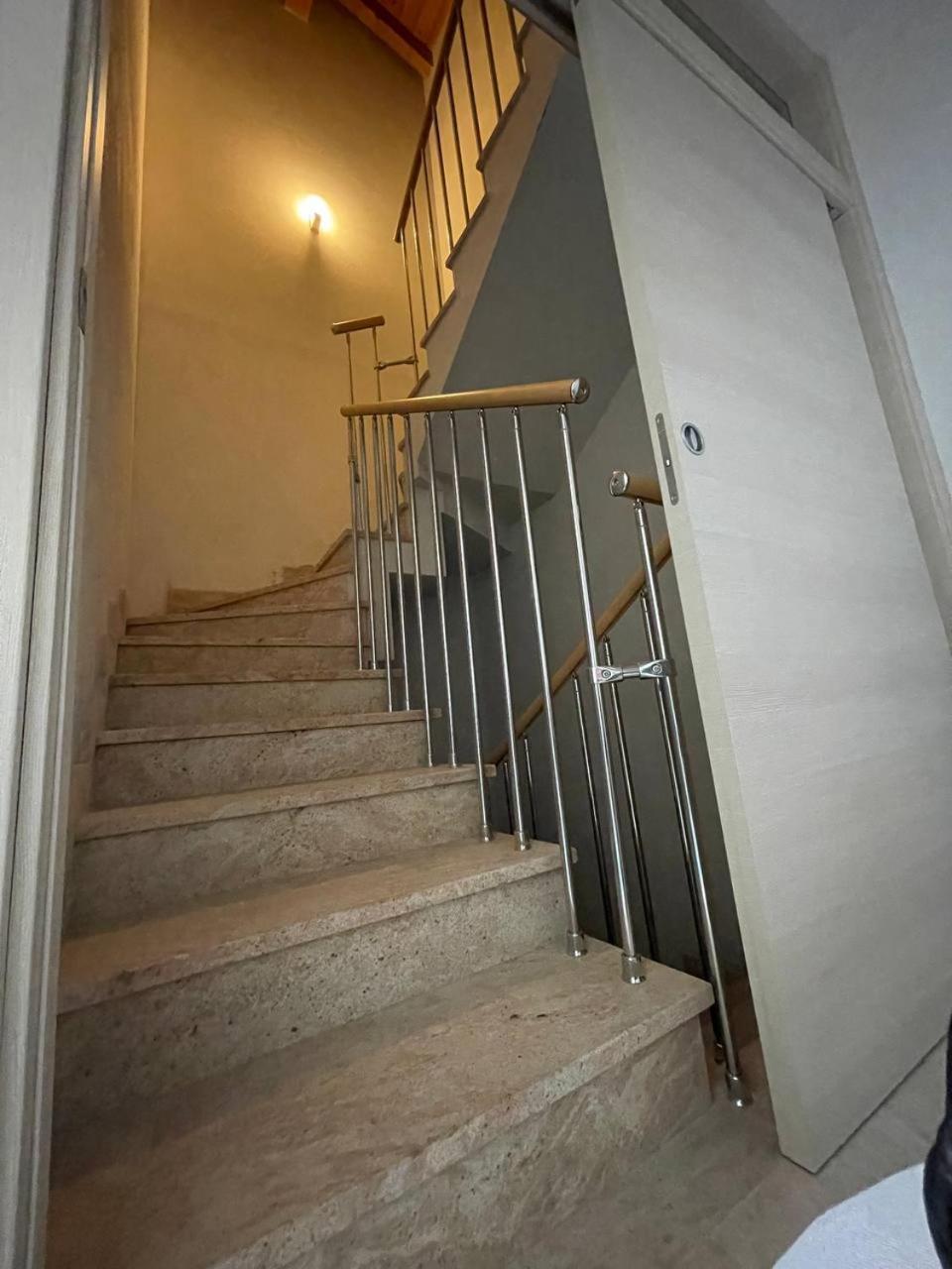 2 Piani Villa *