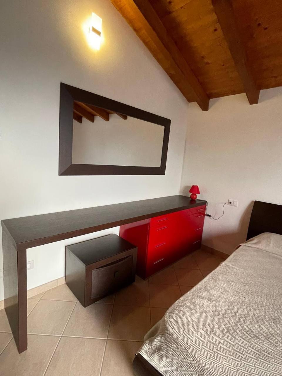 2 Piani Villa Borgo Ticino